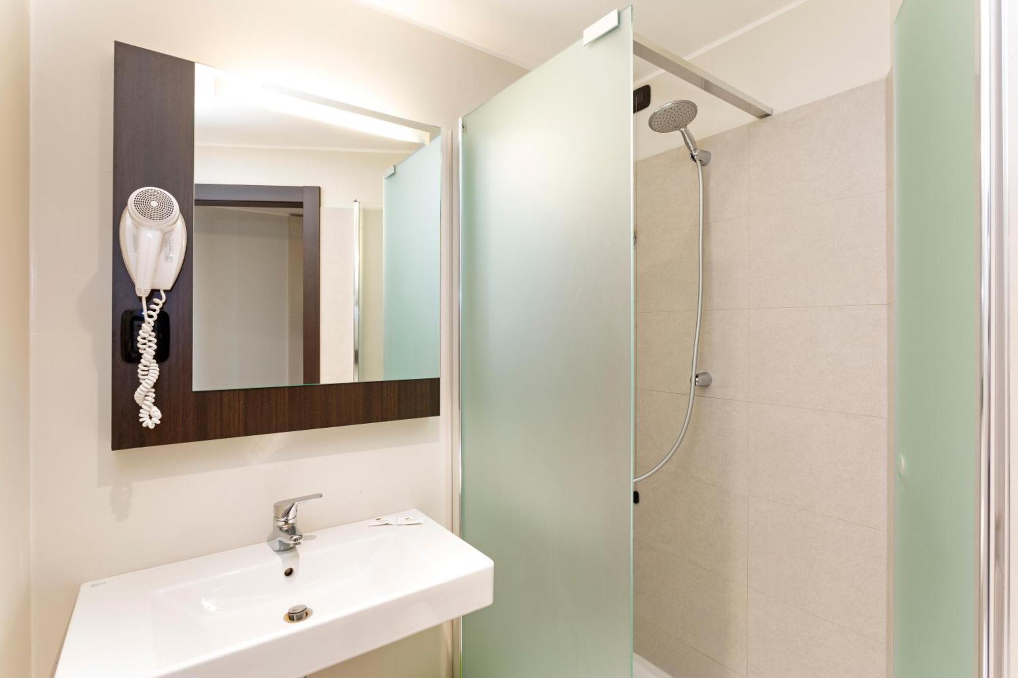 B&B Hotel Milano Sesto Marelli Sesto San Giovanni Esterno foto