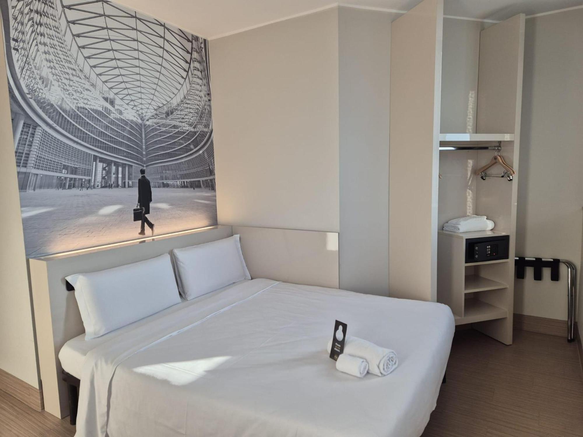 B&B Hotel Milano Sesto Marelli Sesto San Giovanni Esterno foto